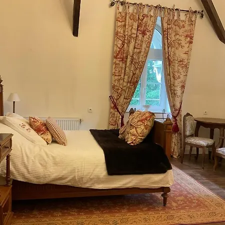 Manoir Sainte Cecile Mademoiselle Bed & Breakfast